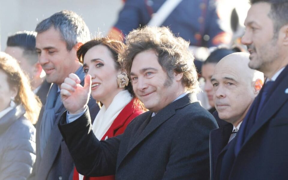 Javier Milei sube de posición y ahora es el presidente sudamericano con mejor imagen